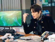 开云APP-F1新赛季揭幕战之夜，阿什拉夫关键进球定乾坤