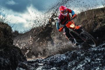 开云体育登录-午夜惊雷，世界排名之夜，特奥连击拉开生死鸿沟