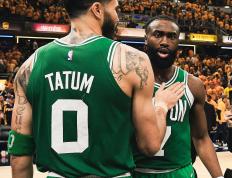 开云平台-凯尔特人正面击溃鹈鹕，塔图姆在东决关键战接管比赛