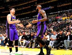 开云体育APP下载-尼克斯击败湖人，实现三连胜