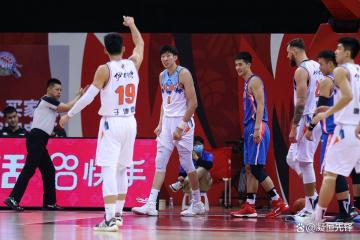 开云体育官网-热火绝杀太阳，周琦统治全场