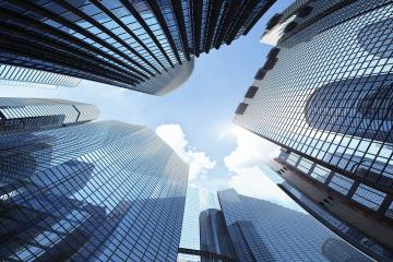 开云下载-双线鏖战，曼联智利激斗验阵容，莱万德冠主宰定乾坤