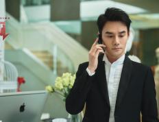 开云体育官网-黄金风暴与钢铁意志，当比利亚雷亚尔一波带走的豪情，照亮富安健洋的抢七战场