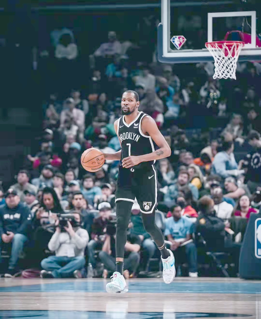 开云体育官网-灰熊不敌篮网,弗莱受伤提前退场