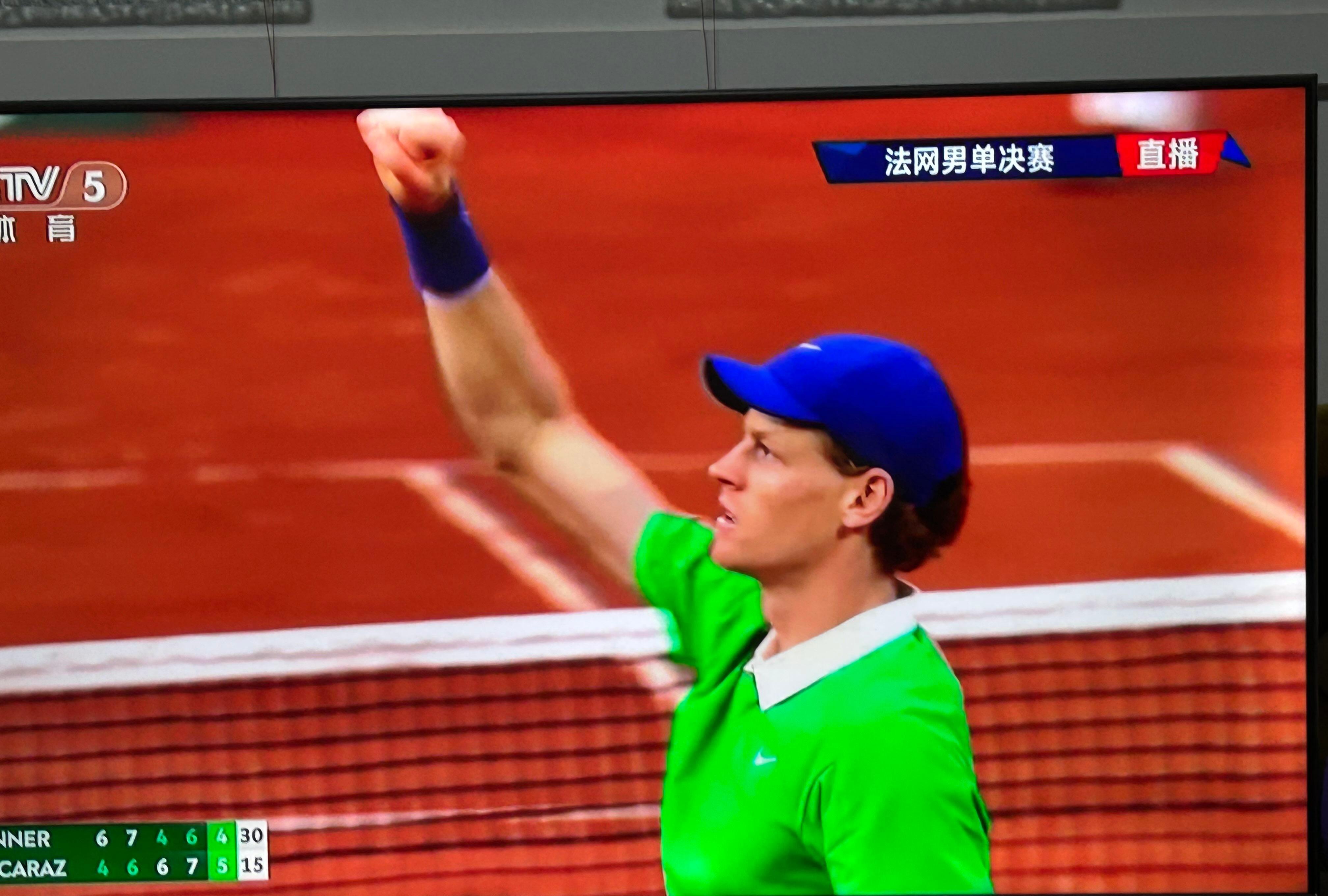 开云体育登录-关于法国网球队鏖战美国网球队,瓦林卡一己之力扛起全队的信息