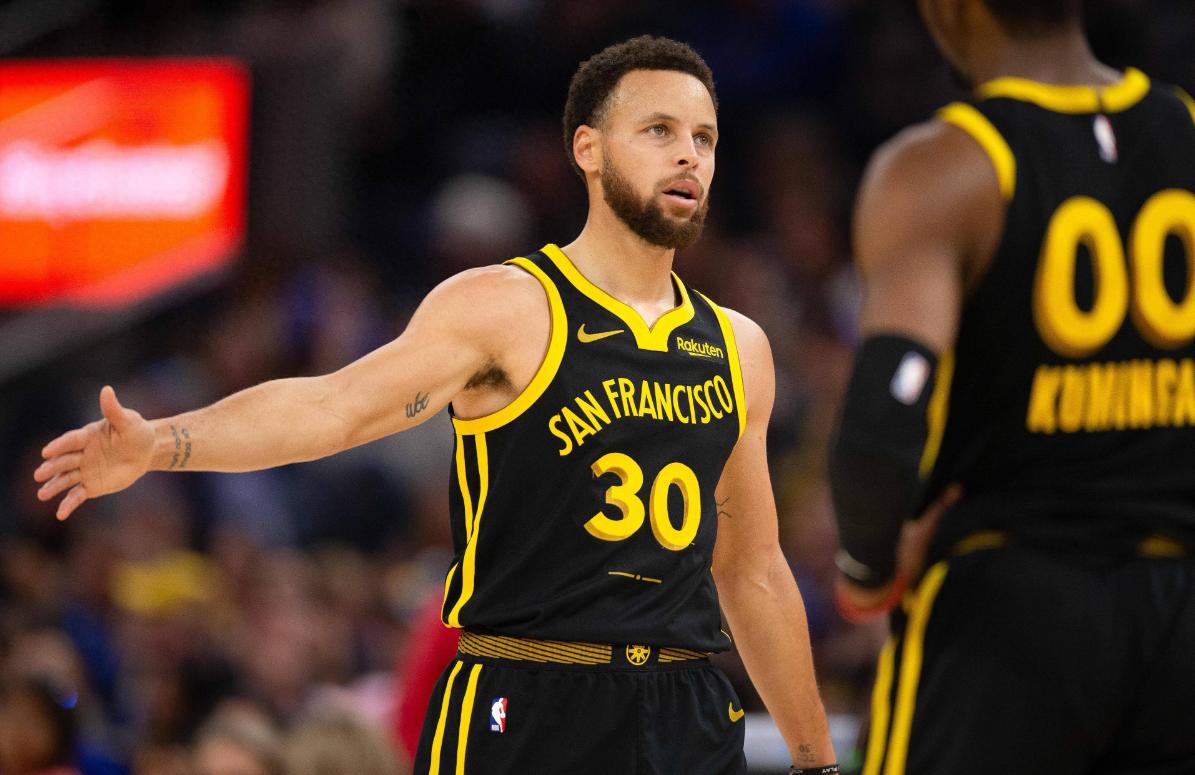 开云下载-关于爵士翻盘凯尔特人,库里高光表现的信息