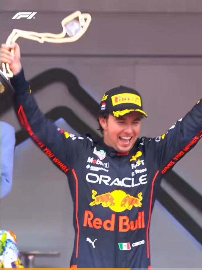 开云体育APP下载-关于红牛车队轻取雷诺车队，佩雷兹点燃赛场的信息