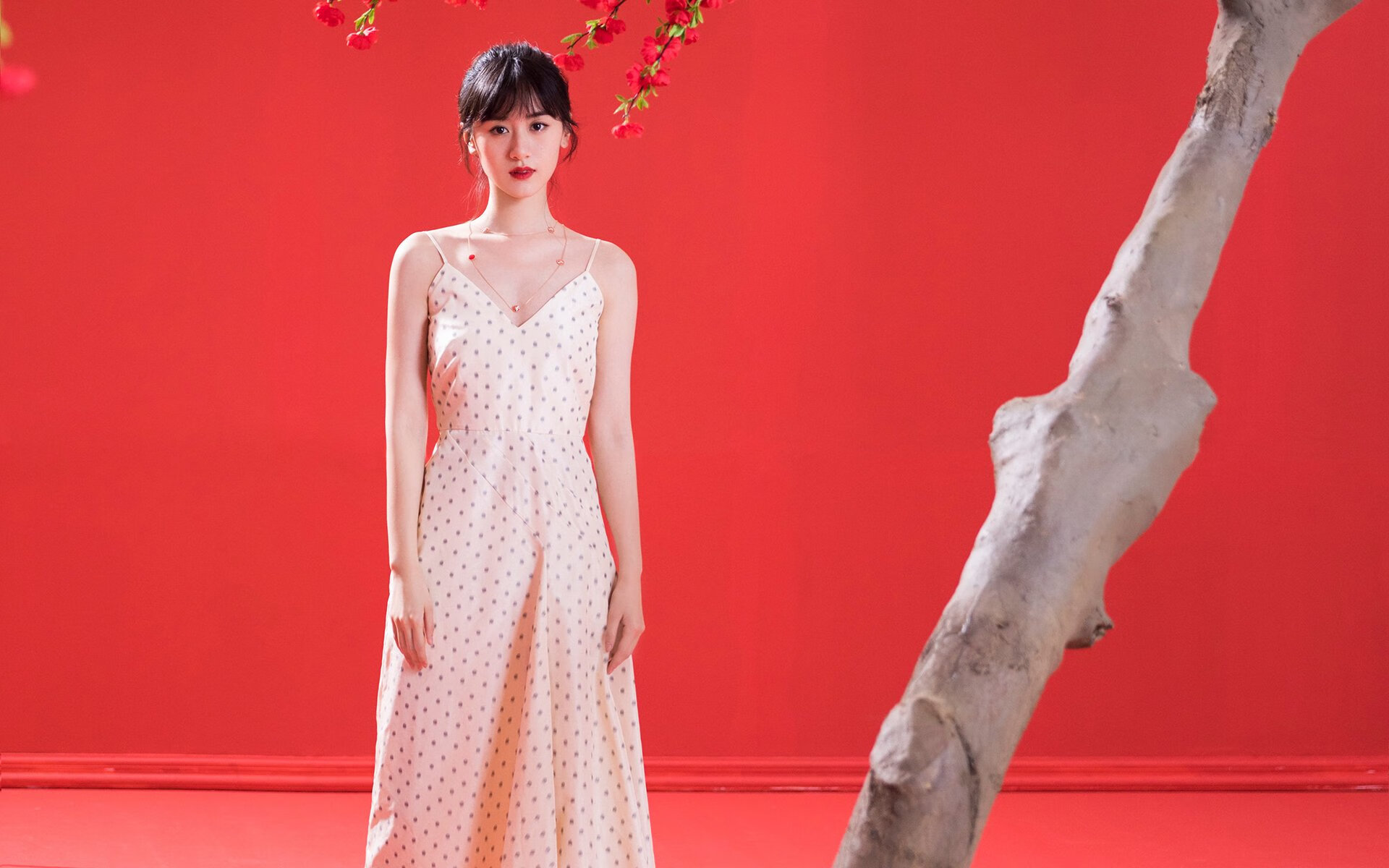 开云APP-跨界制霸，当东契奇在F1揭幕战上演活塞式收割