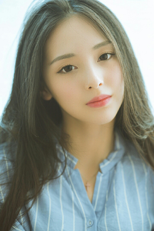 开云体育平台APP-欧冠淘汰赛之夜，小贾伦关键回合不手软—当窒息防守化身终结利刃