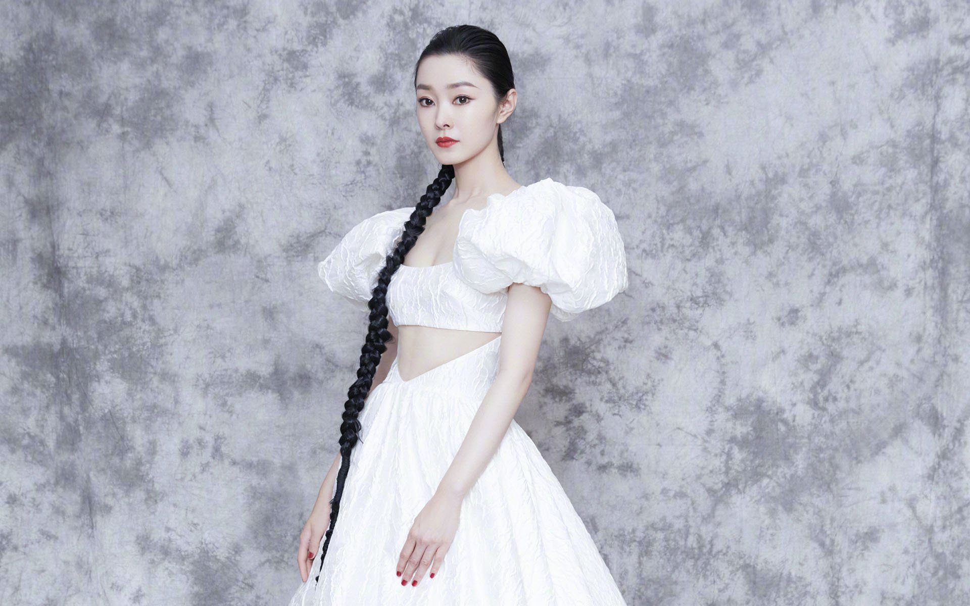 开云APP-摩洛哥踏平佛罗伦萨，罗德里成为关键先生，一场非典型胜利的战术革命