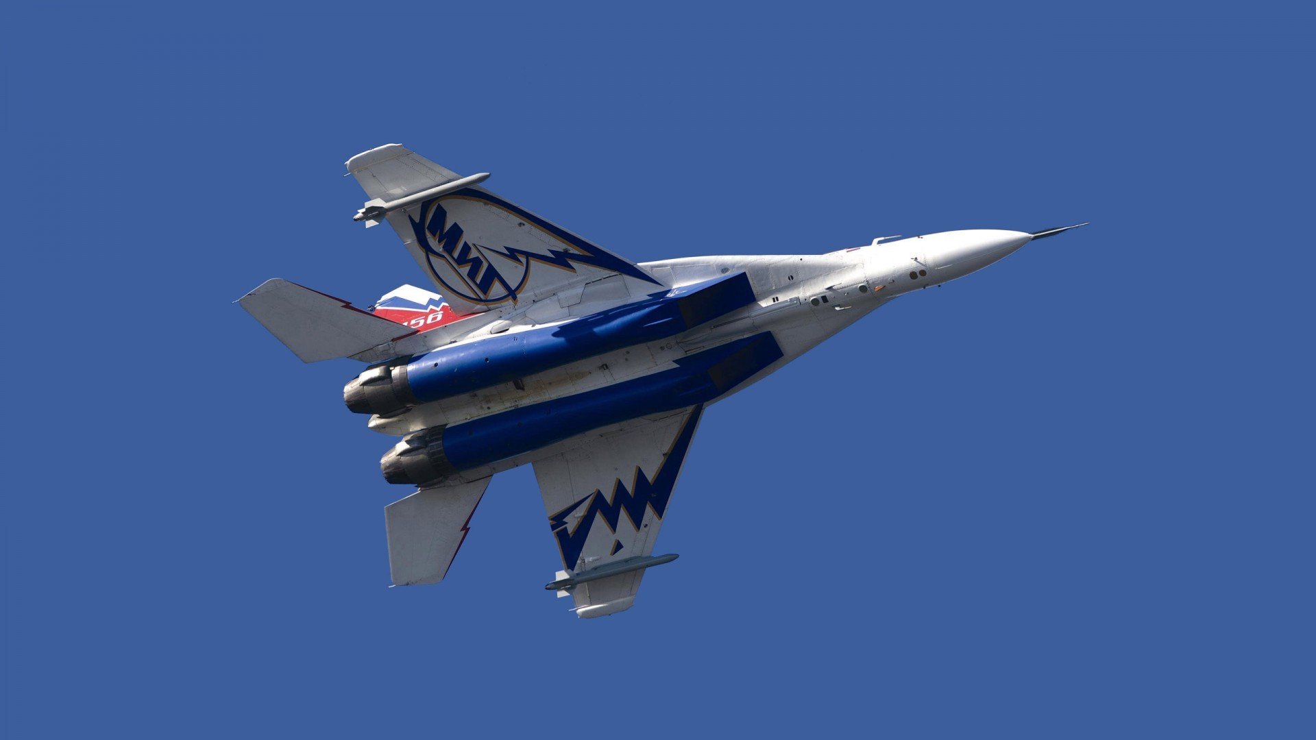 开云体育APP下载-当杜兰特挥舞死神的镰刀，凯尔特人用窒息的防守告诉猛龙何为现代篮球的终极形态