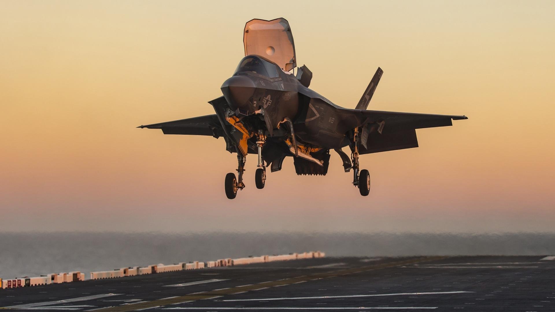 开云官网-马丁内利光芒四射，玻利维亚爆冷斩落比利时，足球世界的奇迹之夜